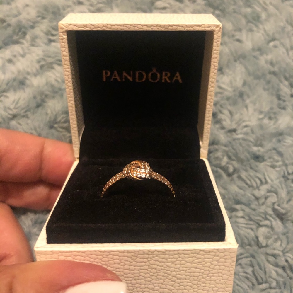 Pandora Ring